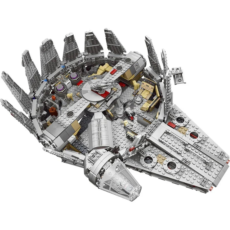 Klocki Millennium Falcon 75105 Statek kosmiczny